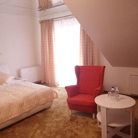 Hotel Milord Pułtusk Extérieur photo