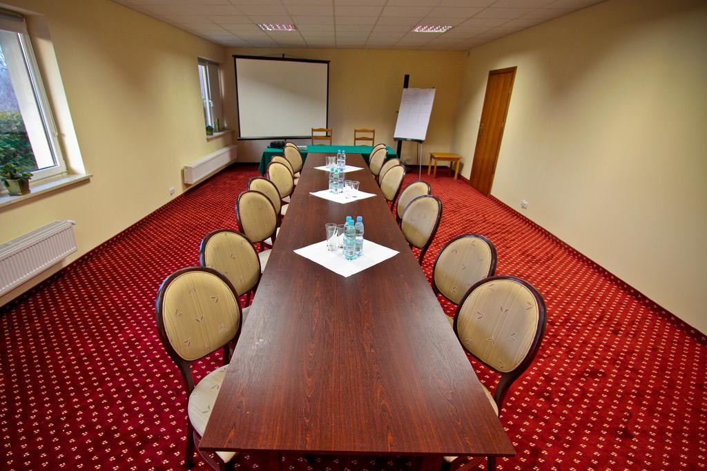 Hotel Milord Pułtusk Extérieur photo