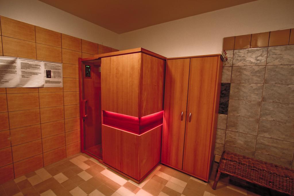 Hotel Milord Pułtusk Extérieur photo