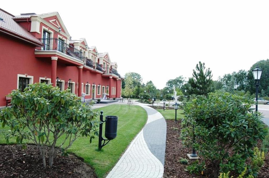 Hotel Milord Pułtusk Extérieur photo