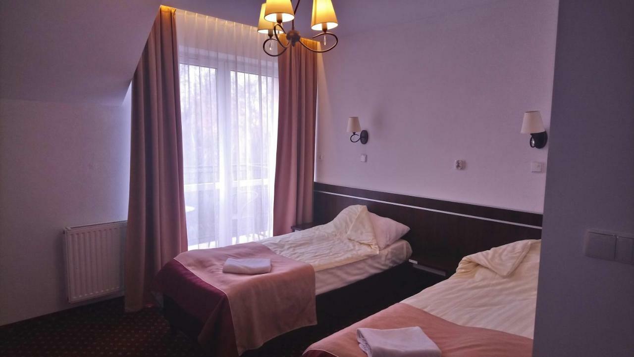 Hotel Milord Pułtusk Extérieur photo