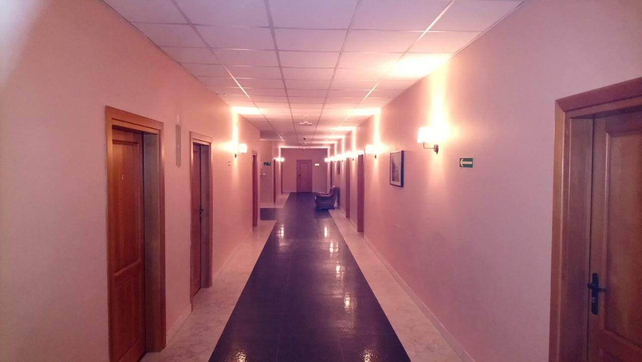 Hotel Milord Pułtusk Extérieur photo