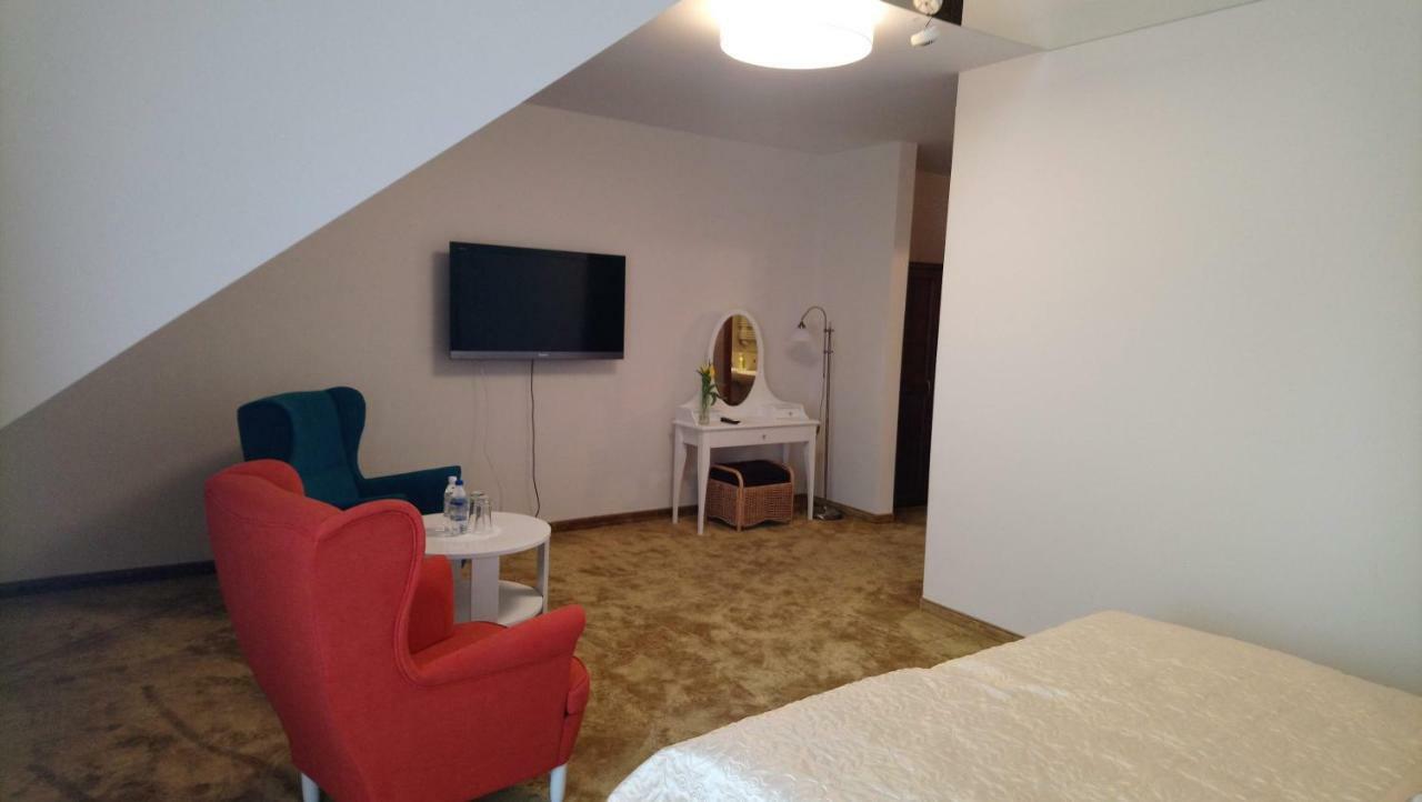 Hotel Milord Pułtusk Extérieur photo