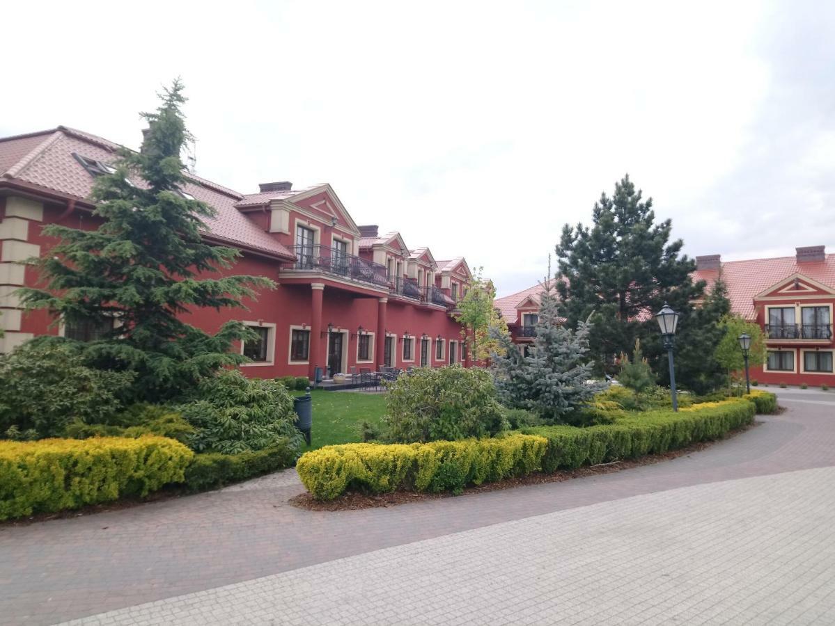 Hotel Milord Pułtusk Extérieur photo